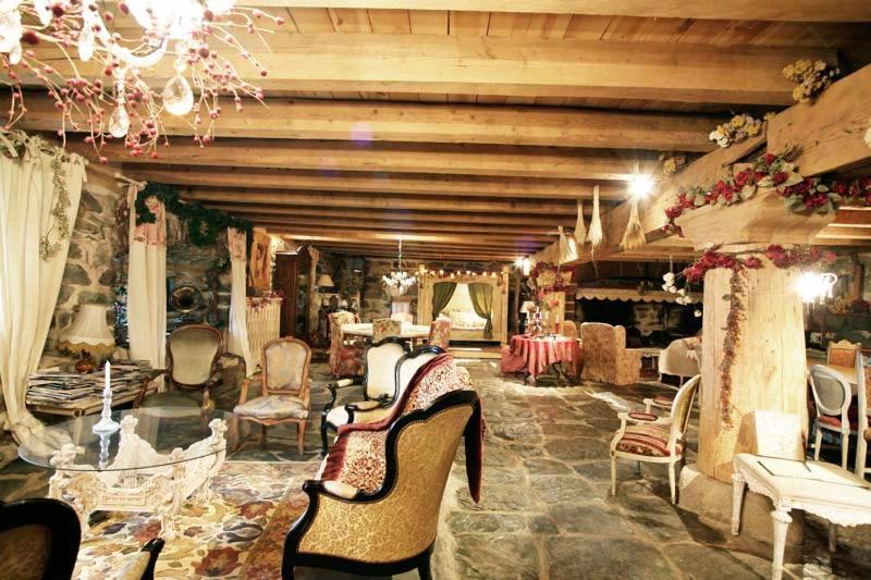 Le Francillon Bed and Breakfast Les Estables Buitenkant foto