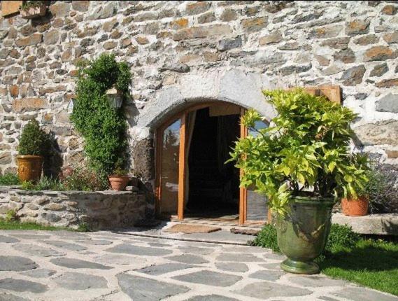 Le Francillon Bed and Breakfast Les Estables Buitenkant foto