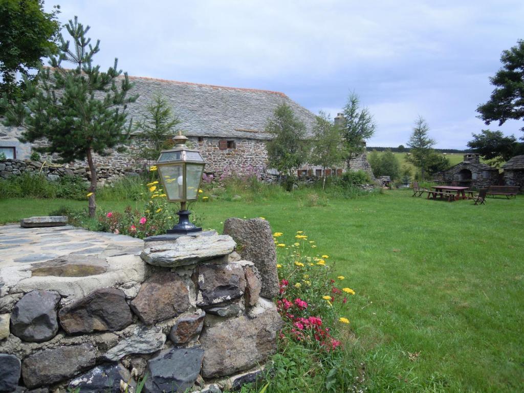 Le Francillon Bed and Breakfast Les Estables Buitenkant foto